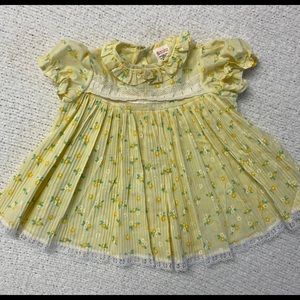 Vintage Yellow Daisy Dress
